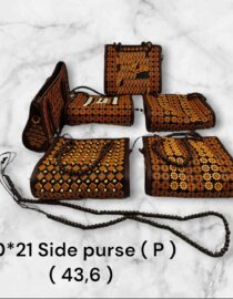 10x21 PLASTIC BEADS PURSE